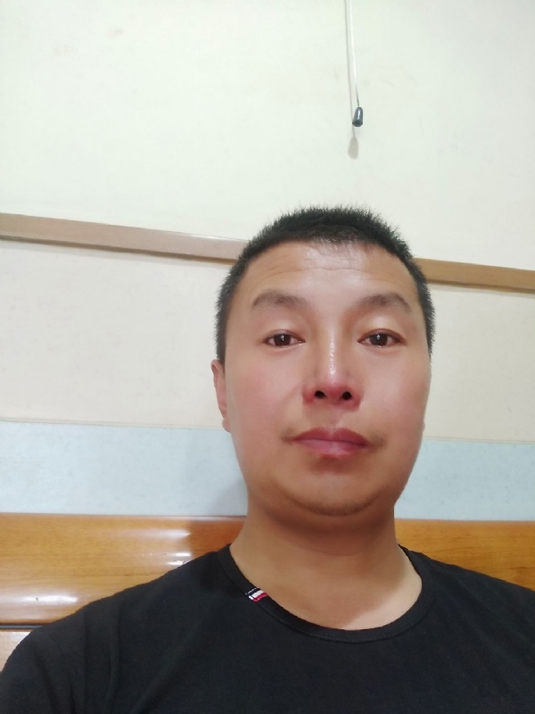 快乐的小鱼儿的第一张照片--西安相亲服务中心