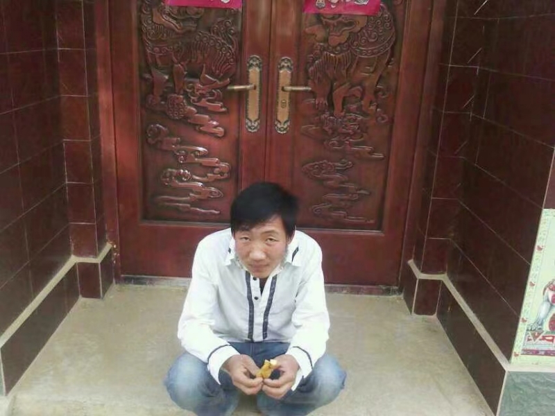 潘先生的第一张照片--西安相亲服务中心