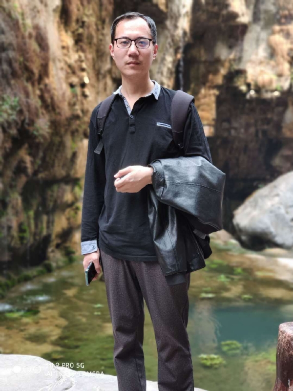 追日的第一张照片--西安相亲服务中心