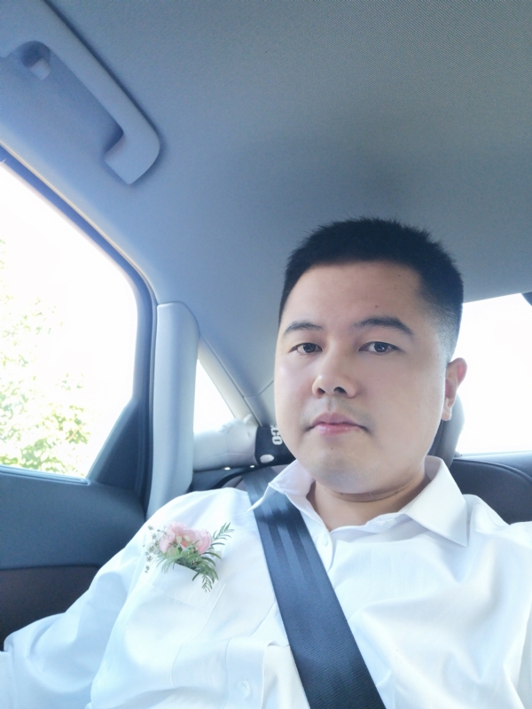 小阿郎的第一张照片--西安相亲服务中心