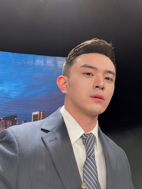 韩哥的第二张照片--西安相亲服务中心