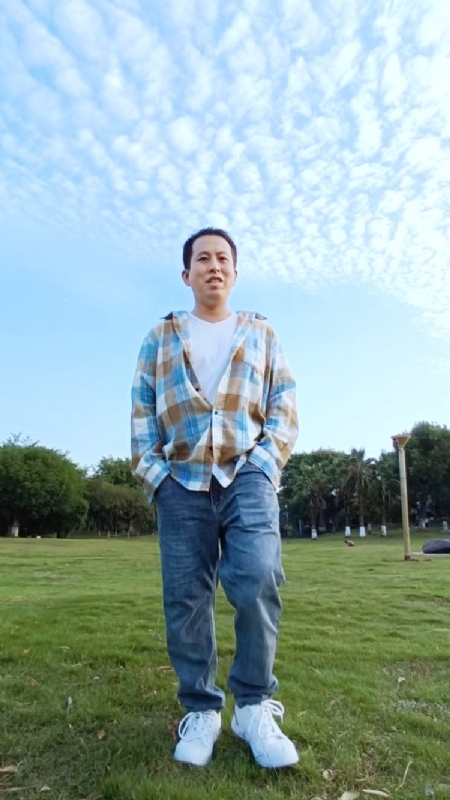 曹先生的第一张照片--西安相亲服务中心