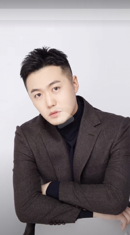 杨天枭的第二张照片--西安相亲服务中心