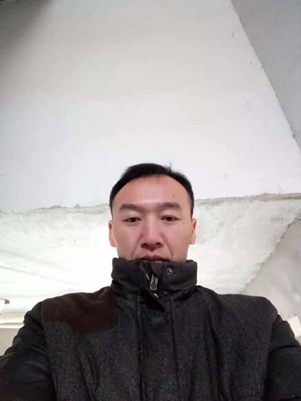 孤狼的第二张照片--西安相亲服务中心