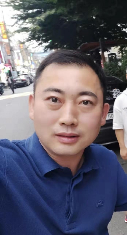 李龙的第一张照片--西安相亲服务中心