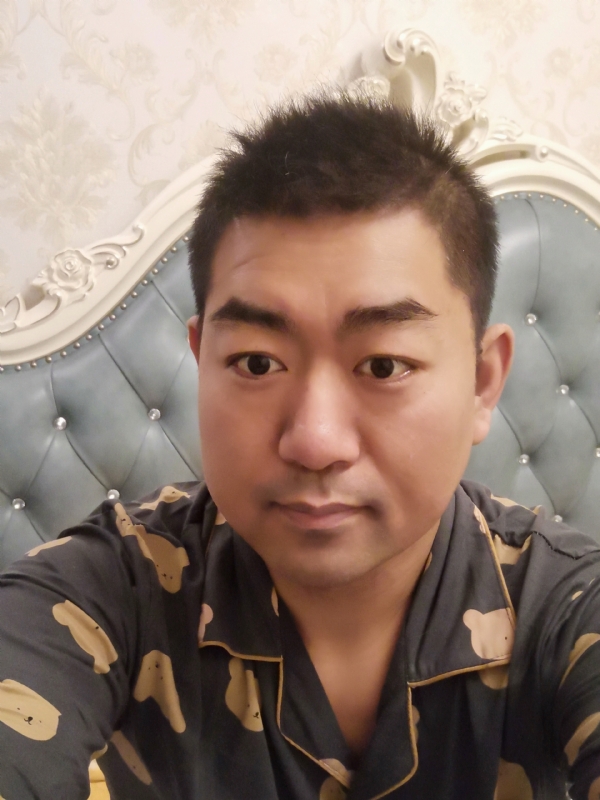 曾经的第一张照片--西安相亲服务中心