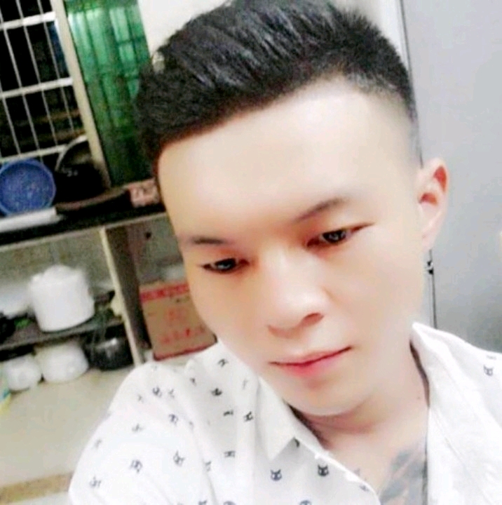 子龙的第一张照片--西安相亲服务中心