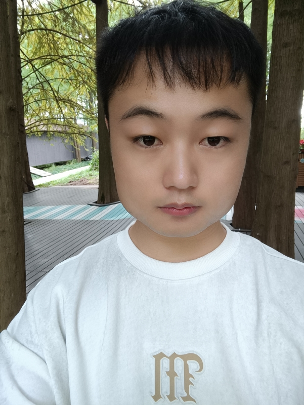 故人似的第一张照片--西安相亲服务中心
