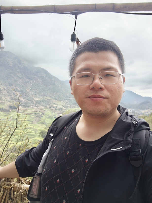 青山的第三张照片--西安相亲服务中心