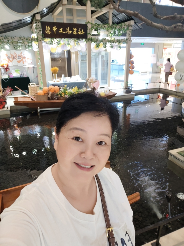 丁姐爱生活的第三张照片--西安相亲服务中心