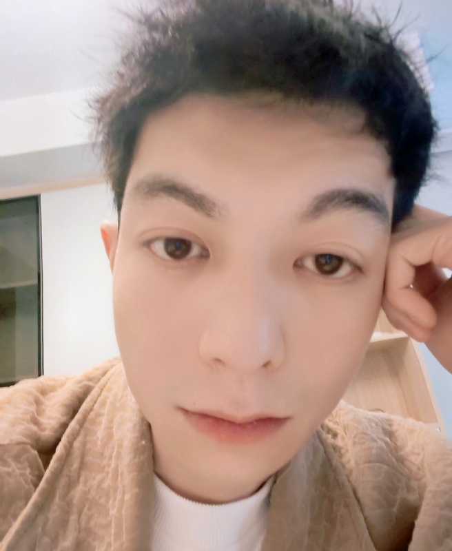 慕白的第一张照片--西安相亲服务中心