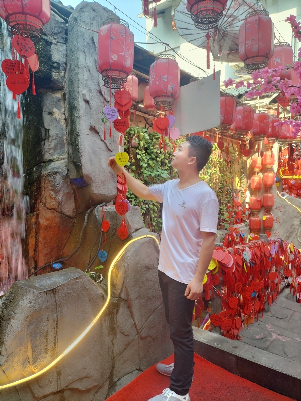 时间不语的第一张照片--西安相亲服务中心