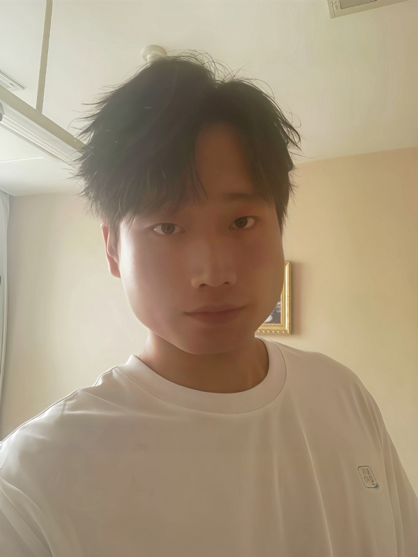 阿彤的第一张照片--西安相亲服务中心