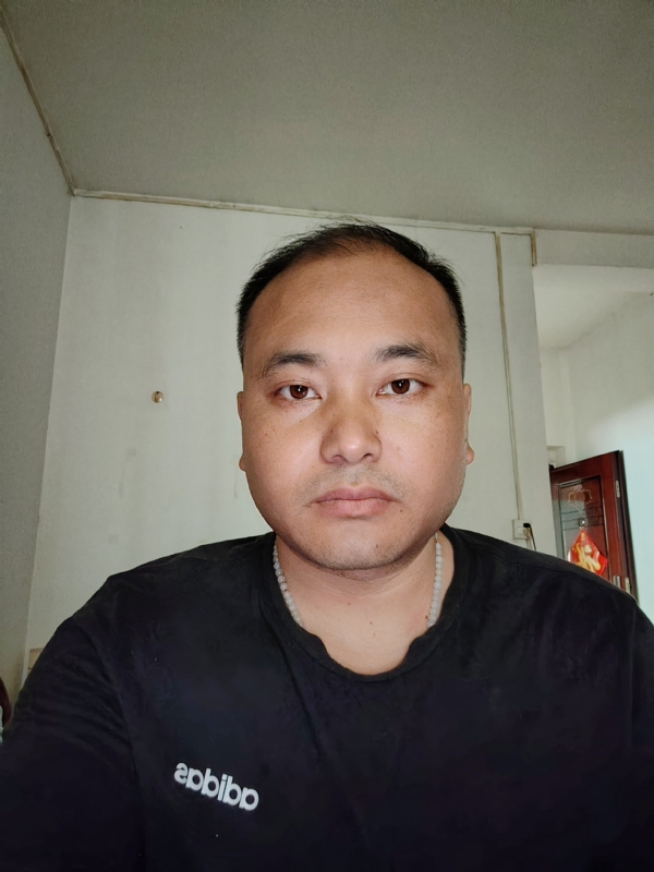 小蒋的第一张照片--西安相亲服务中心