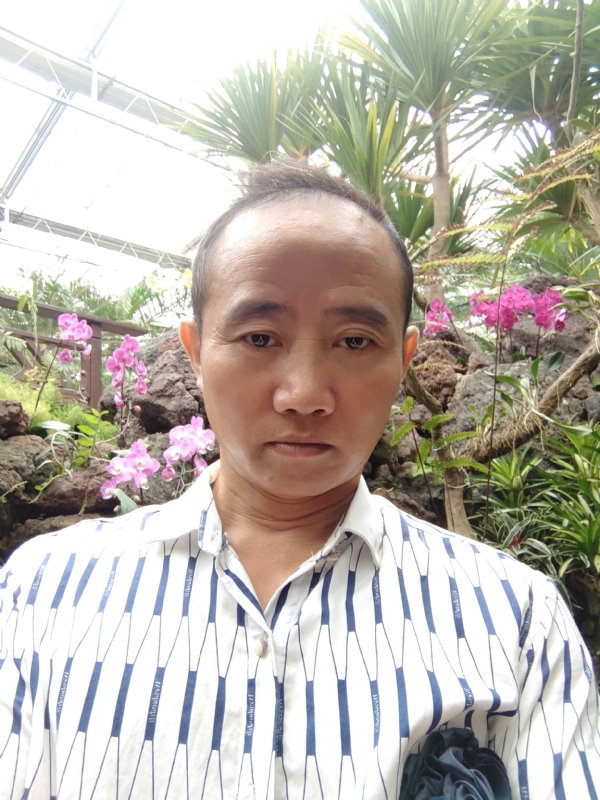 闲云盘鹤的第一张照片--西安相亲服务中心