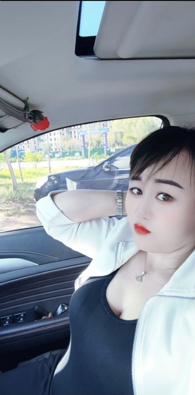 王芳燕的第五张照片--西安相亲服务中心