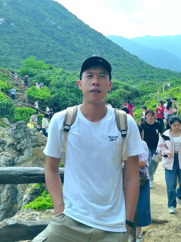 吴生的第一张照片--西安相亲服务中心