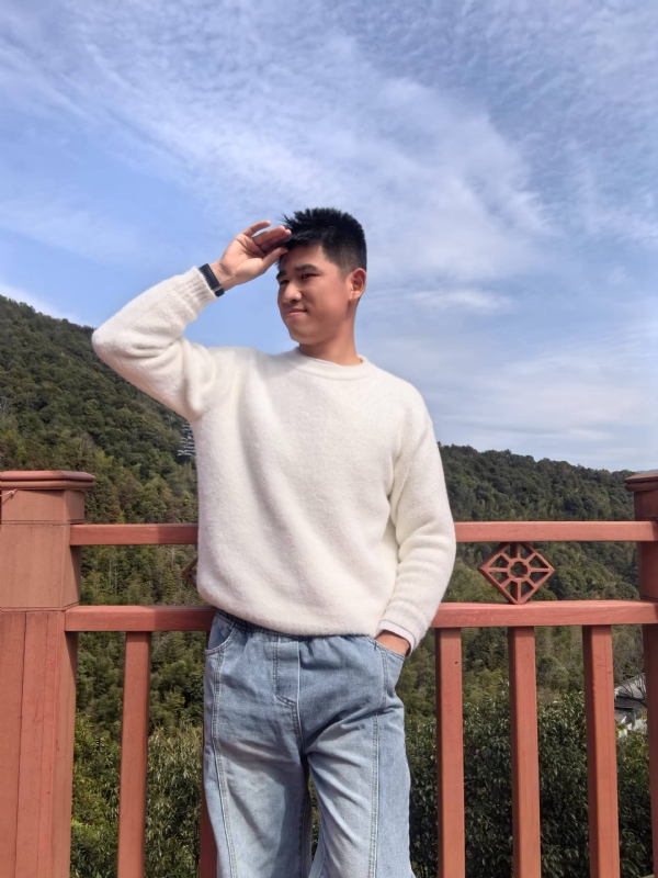 颜SEME的第一张照片--西安相亲服务中心