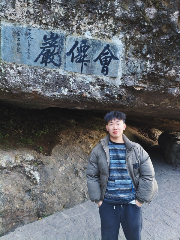 帅邓拖网速的第二张照片--西安相亲服务中心