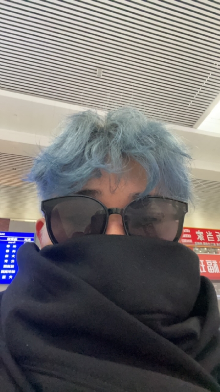 平行线的第一张照片--西安相亲服务中心