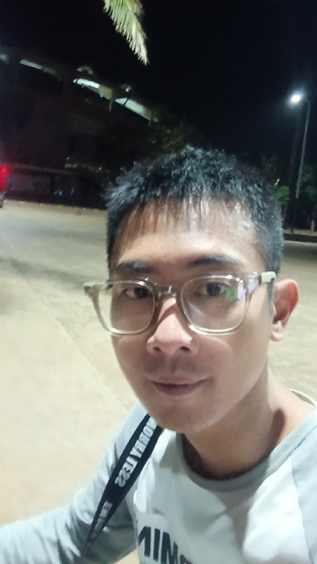龙龙的第二张照片--西安相亲服务中心