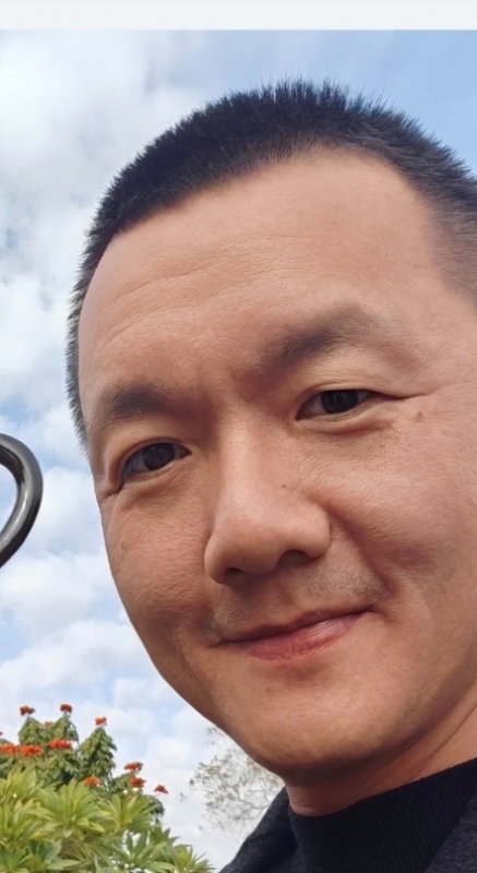 liang的第二张照片--西安相亲服务中心