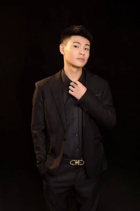 刘小船的第一张照片--西安相亲服务中心