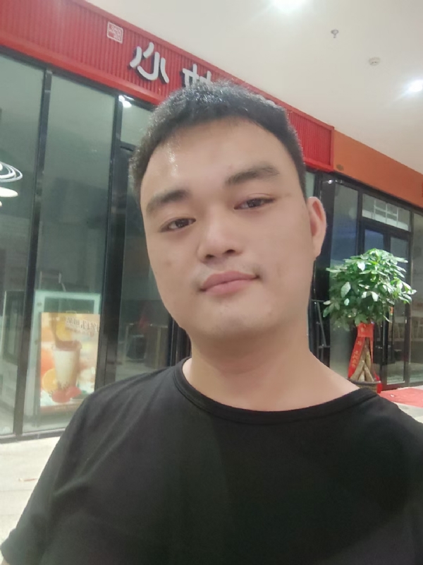 寻找另一半的第一张照片--西安相亲服务中心