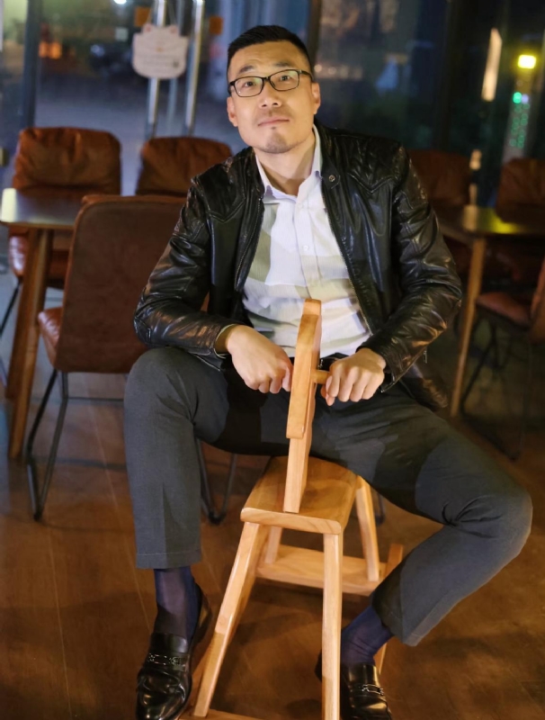 Lee的第二张照片--西安相亲服务中心