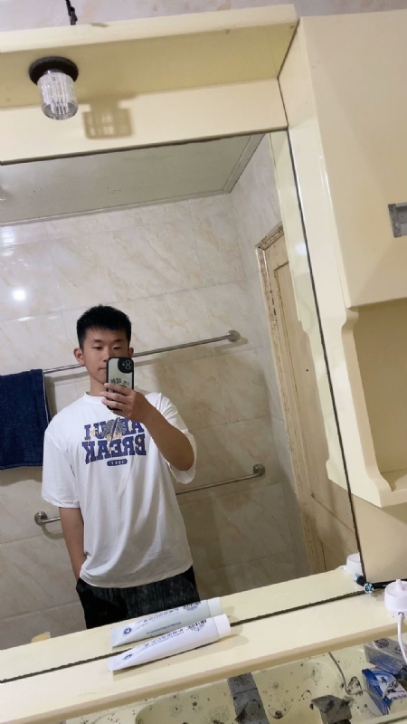 哈哈的第一张照片--西安相亲服务中心